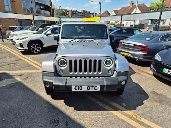 Used Jeep Wrangler 2015 for sale - 76142630: Photo 4
