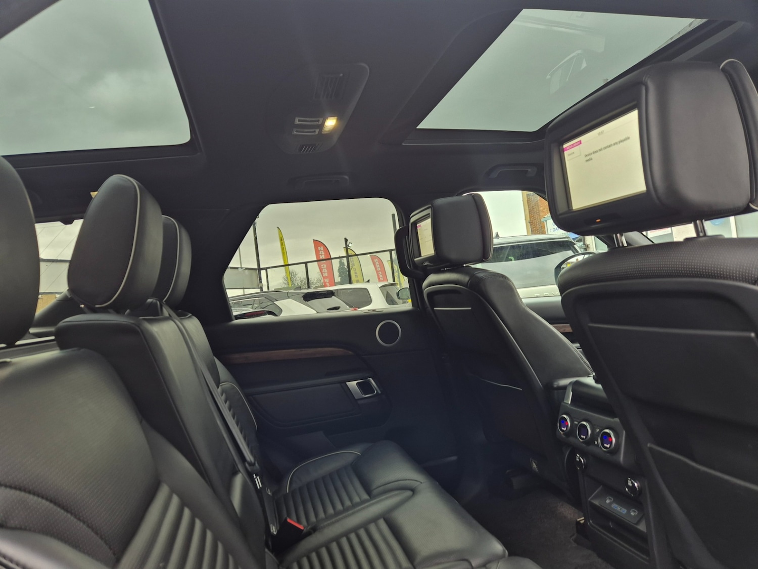 Used Land Rover Discovery 2017 for sale - 76859919: Photo 12