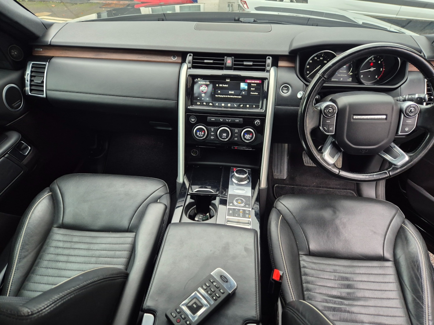 Used Land Rover Discovery 2017 for sale - 76859919: Photo 13