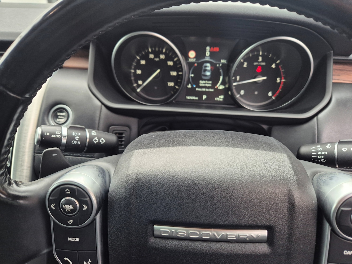 Used Land Rover Discovery 2017 for sale - 76859919: Photo 15