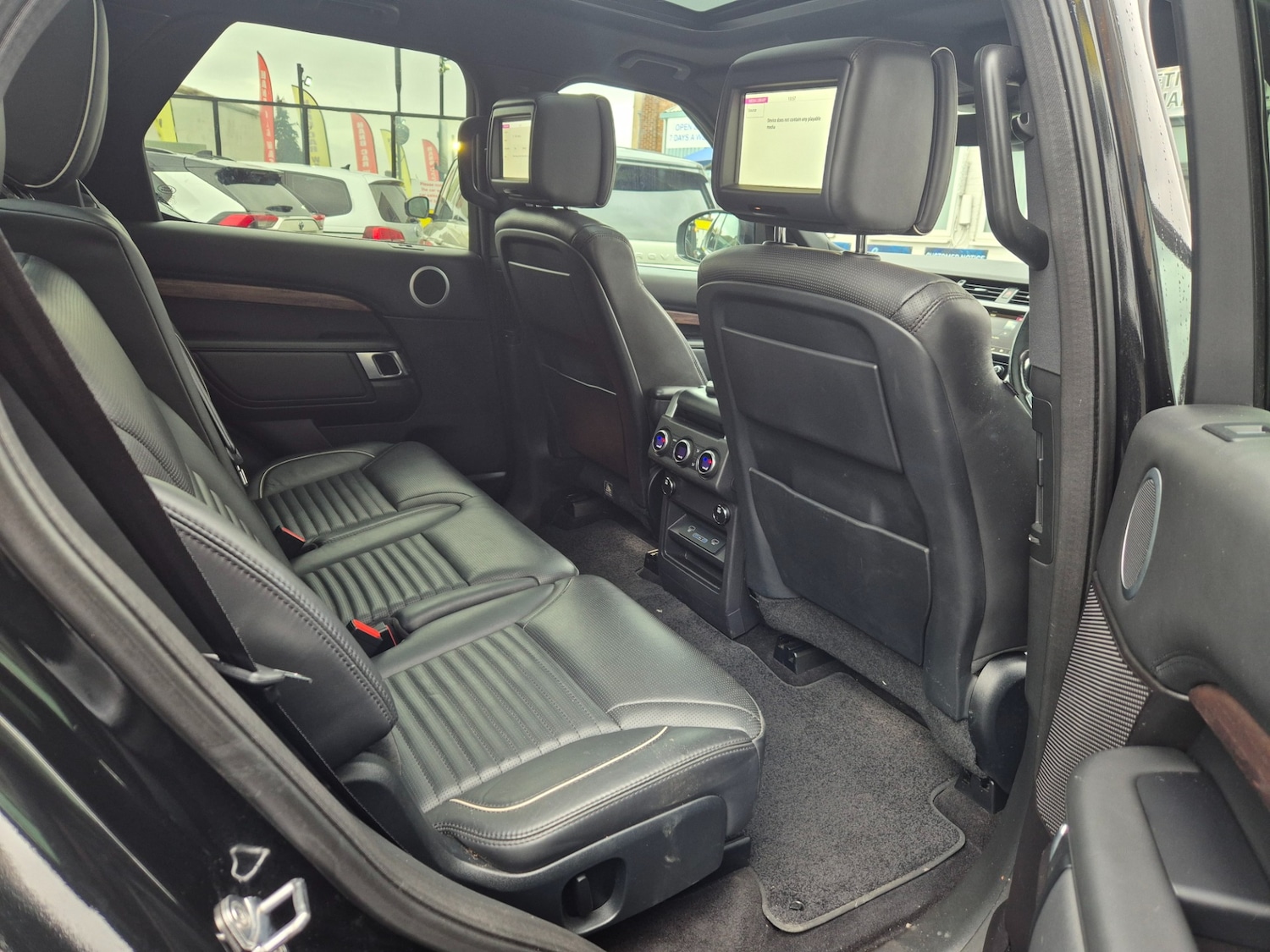 Used Land Rover Discovery 2017 for sale - 76859919: Photo 8