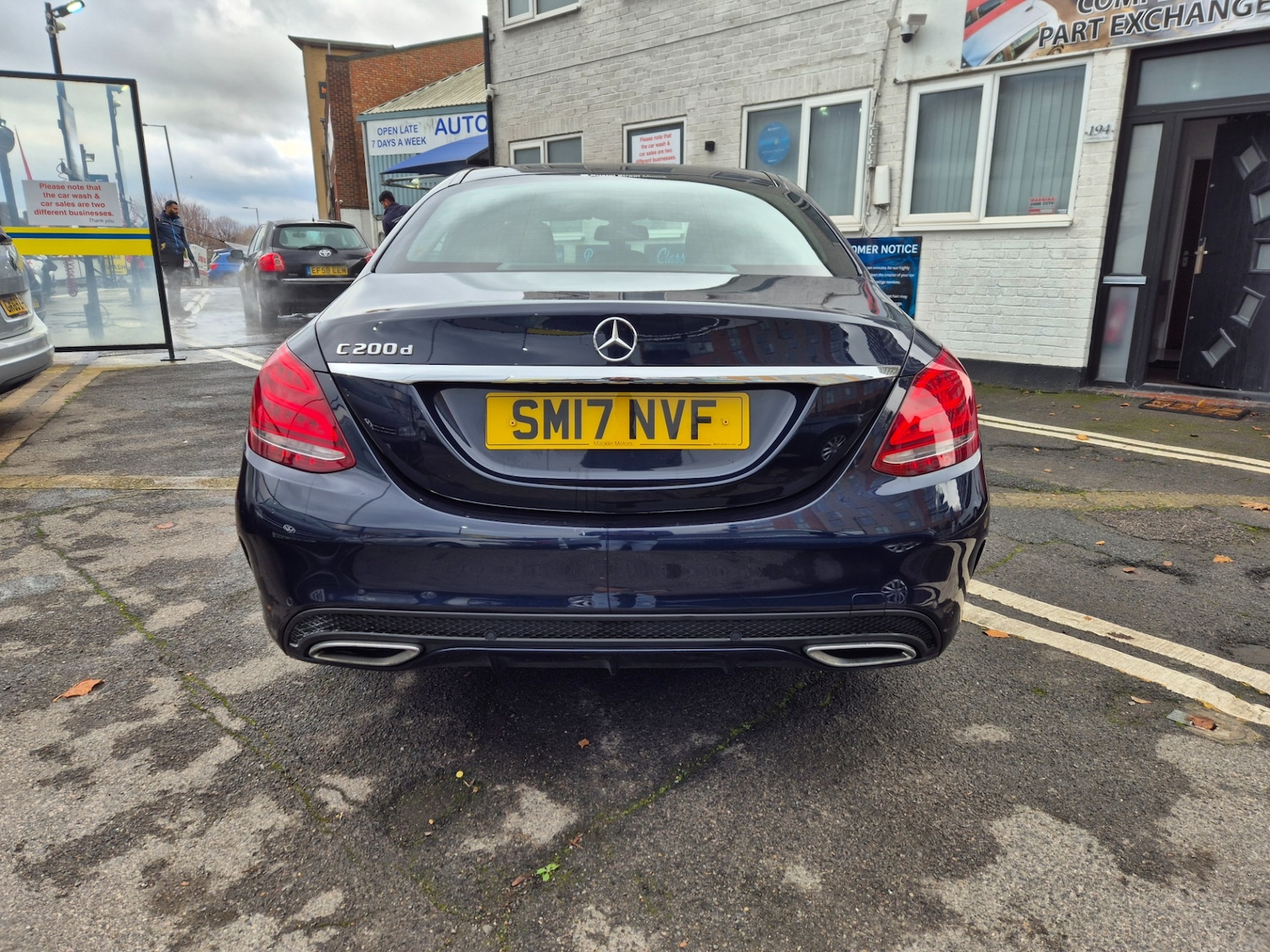Used Mercedes-Benz C Class 2017 for sale - 76946859: Photo 5