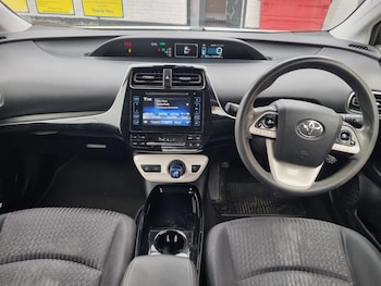 Used Toyota Prius 2018 for sale - 75546129: Photo