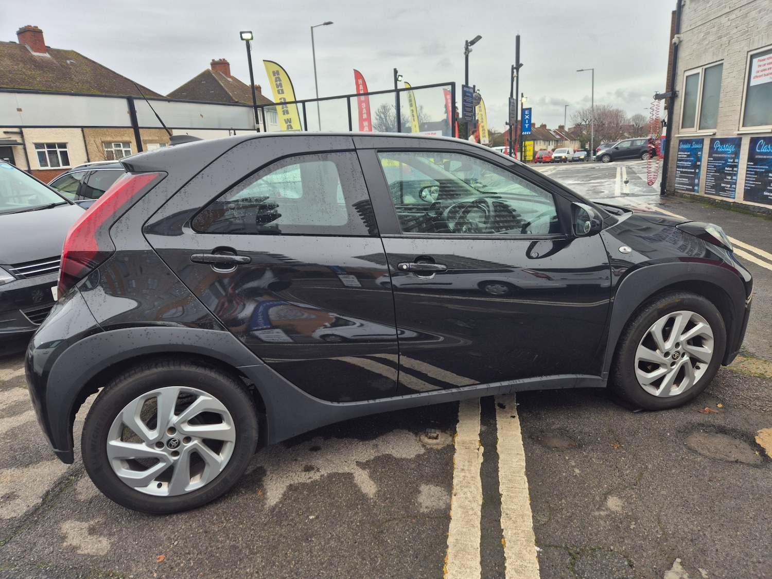 Used Toyota Aygo X 2022 for sale - 77220332: Photo 3