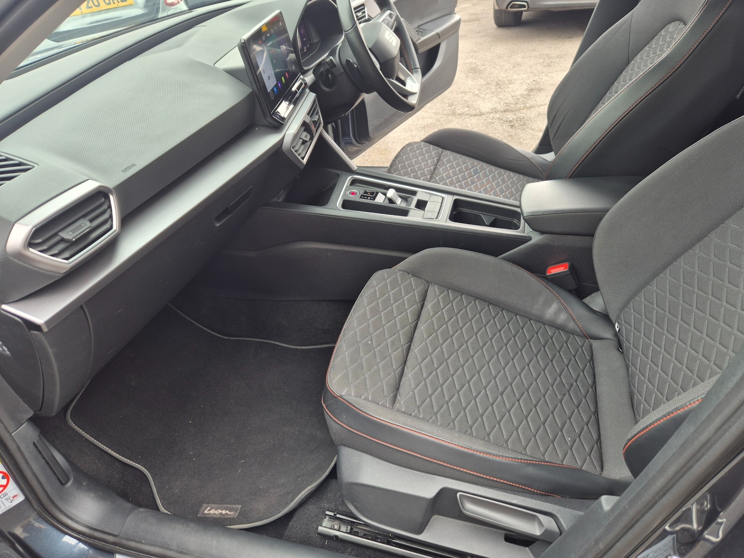 Used SEAT Leon 2024 for sale - 78079399: Photo 10