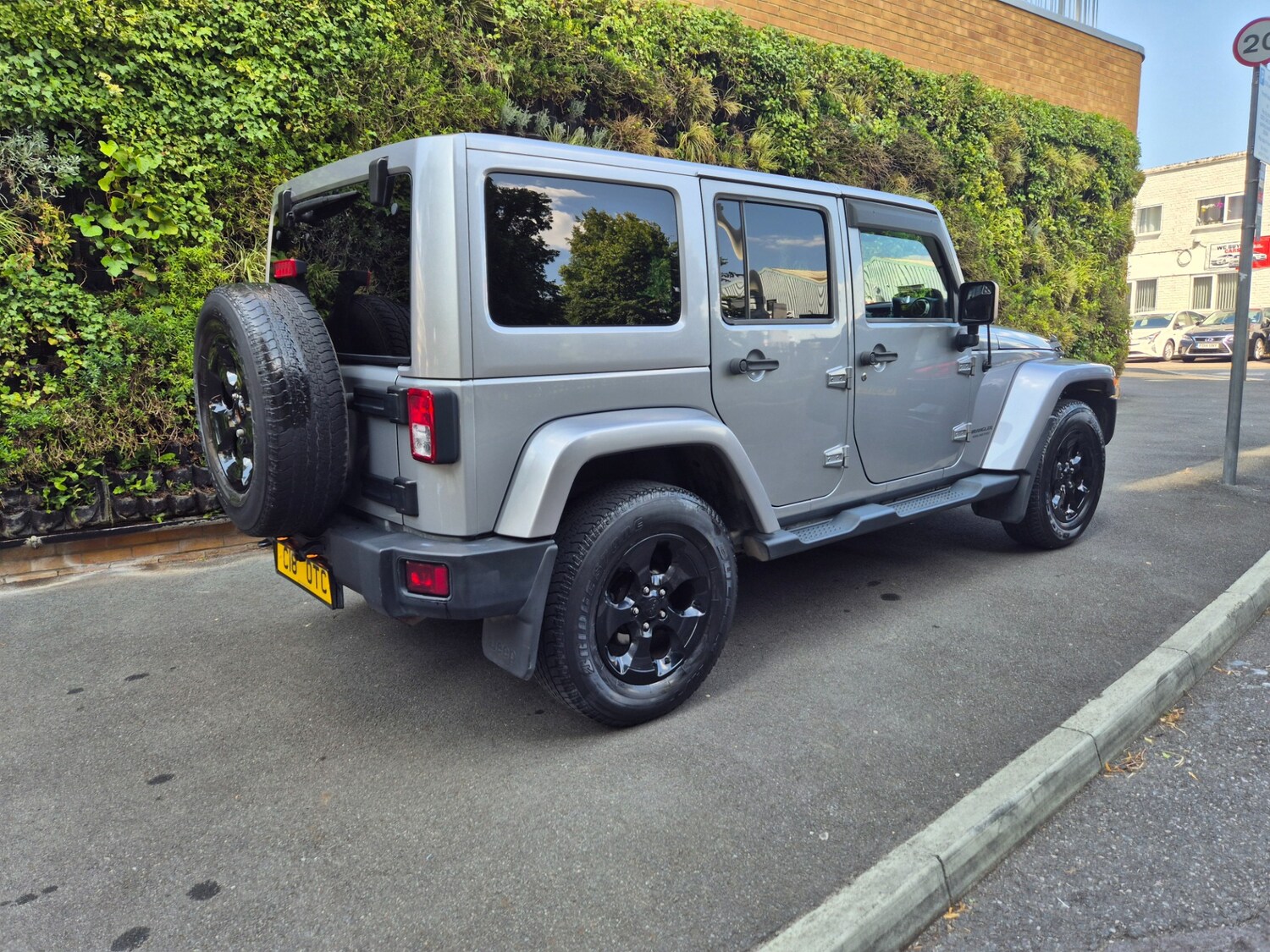Used Jeep Wrangler 2015 for sale - 77090204: Photo 6
