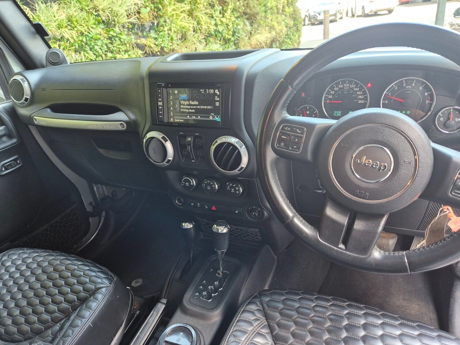 Used Jeep Wrangler 2015 for sale - 77090204: Photo 8