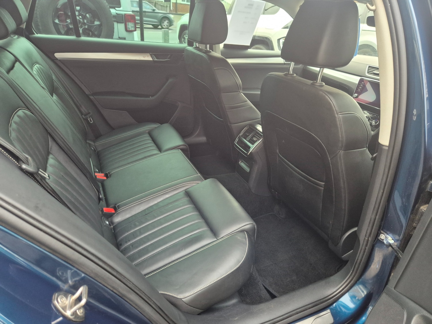 Used Skoda Superb 2021 for sale - 76835016: Photo 8