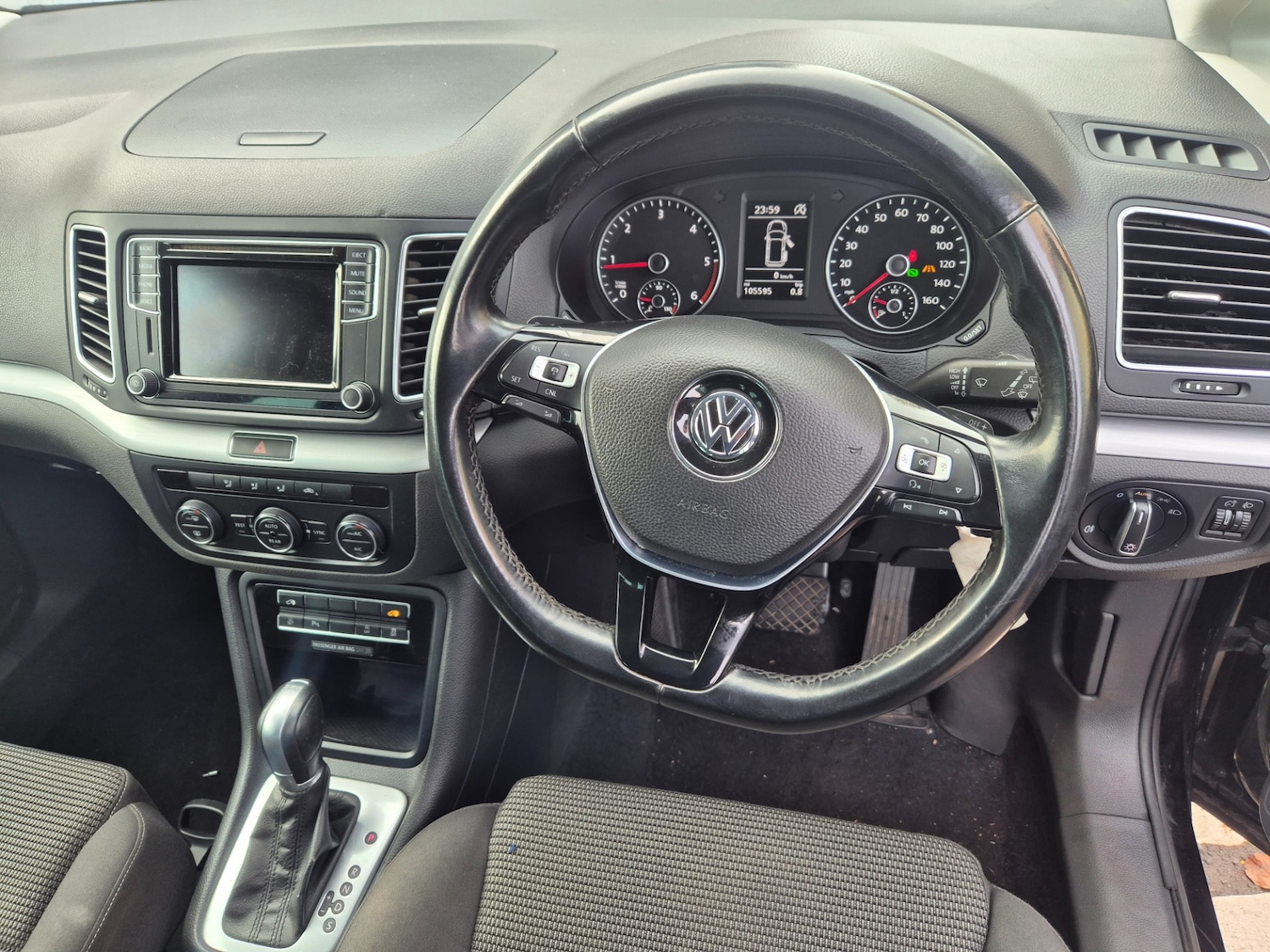 Used Volkswagen Sharan 2019 for sale - 76565003: Photo 10