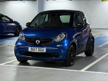 Used smart fortwo 2017 for sale - 75434409: Photo