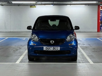 Used smart fortwo 2017 for sale - 75434409: Photo