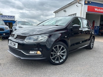 Used Volkswagen Polo 2015 for sale - 79013776: Photo