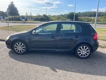 Used Volkswagen Golf 2004 for sale - 79397244: Photo