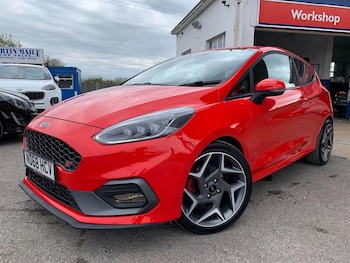 Used Ford Fiesta 2018 for sale - 79013761: Photo