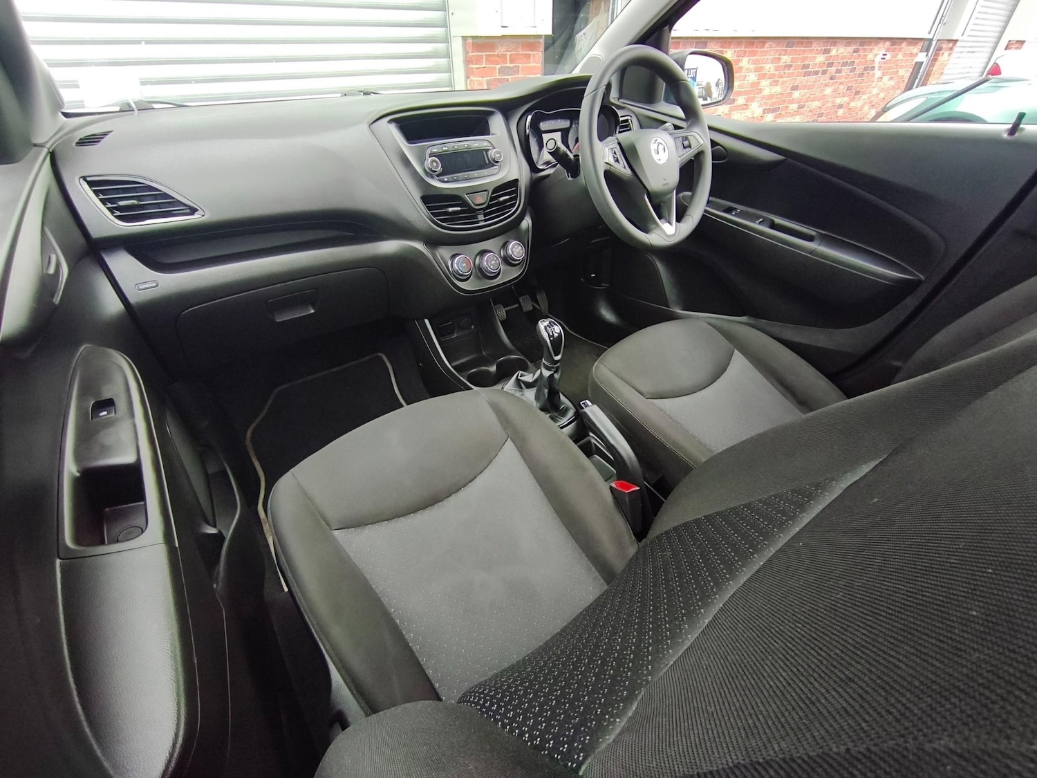 Used Vauxhall Viva 2017 for sale - 76240297: Photo 20