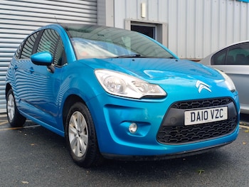 2010 (10) - 1.2 VTi VTR+ | Petrol | Manual 5dr | Hatchback | Blue