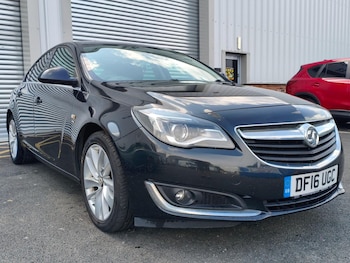 2016 (16) - 1.6 Cdti Sri Nav | Manual | Diesel | Hatchback | Black 5-Door