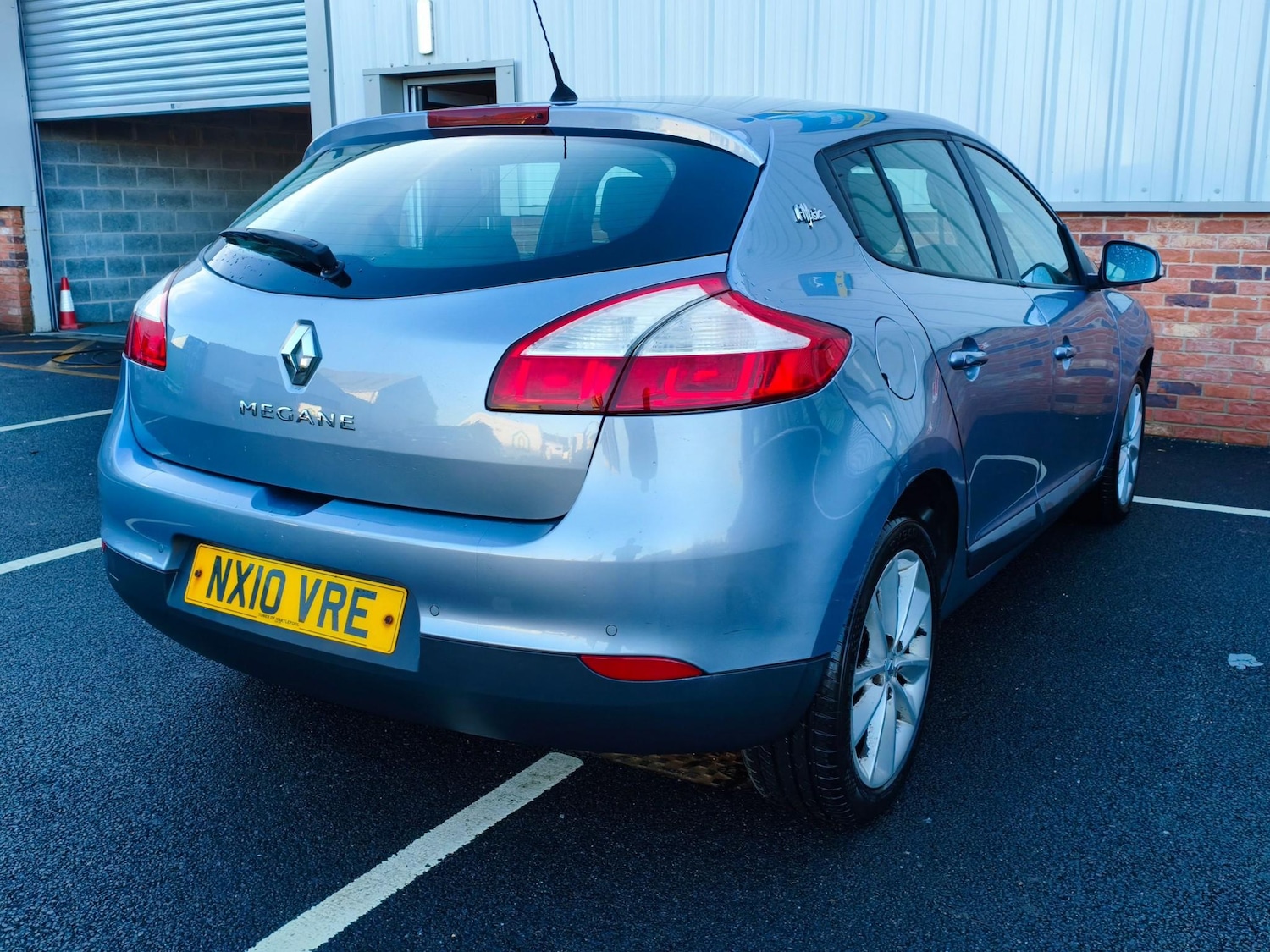 Used Renault Megane 2010 for sale - 77315778: Photo 11