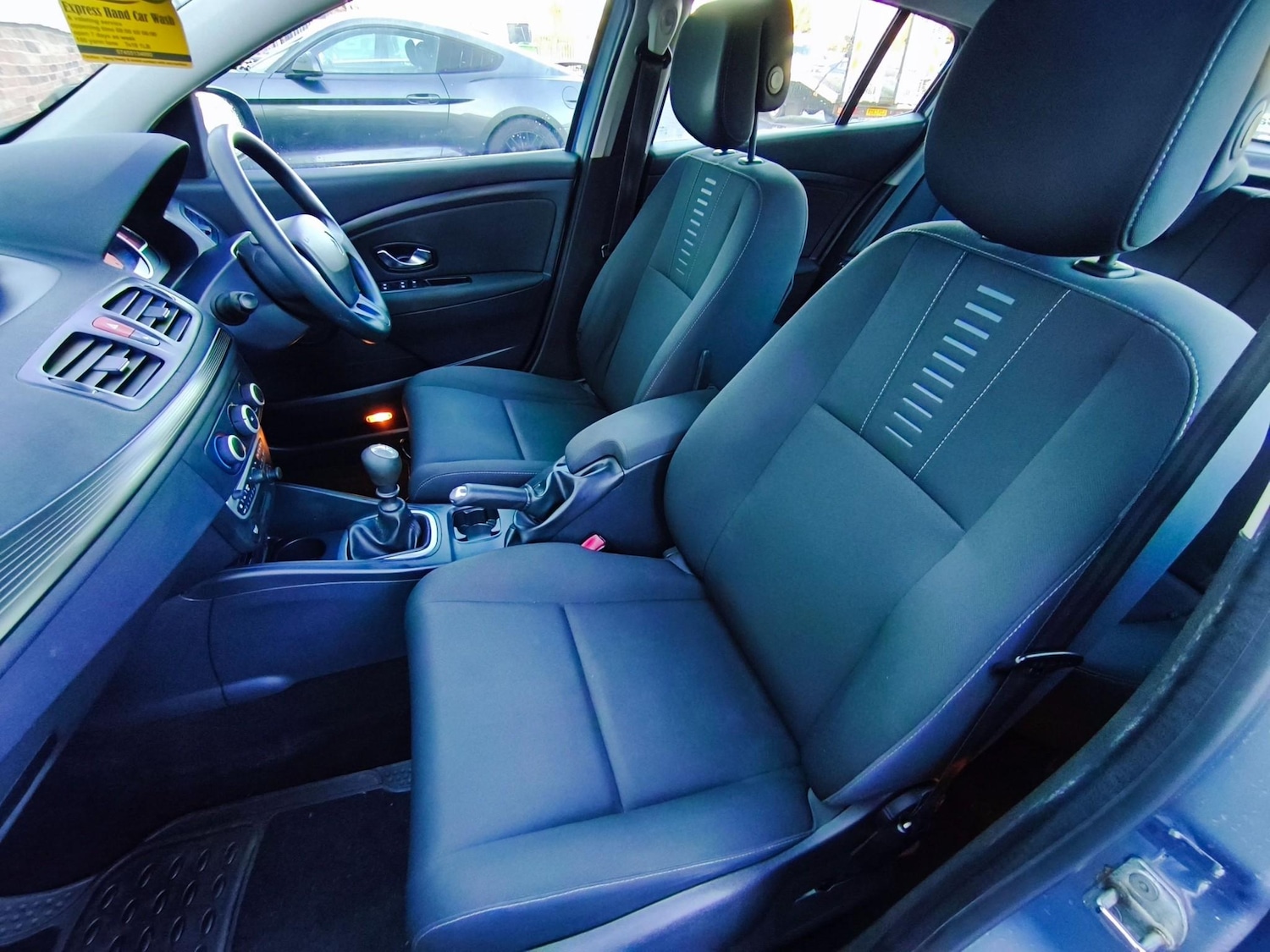 Used Renault Megane 2010 for sale - 77315778: Photo 21