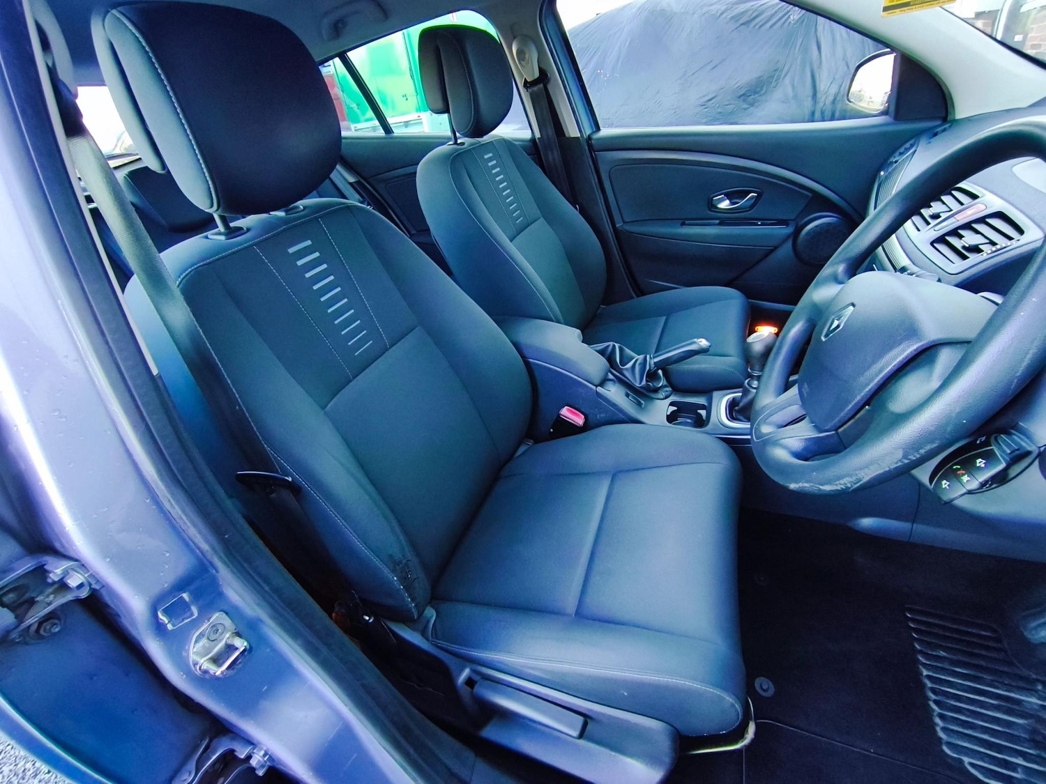 Used Renault Megane 2010 for sale - 77315778: Photo 24