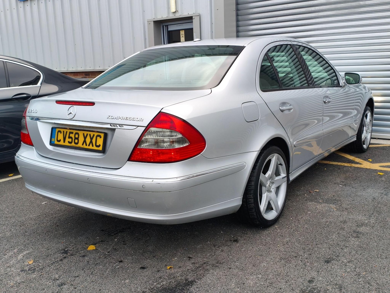 Used Mercedes-Benz E-Class 2008 for sale - 76146847: Photo 14