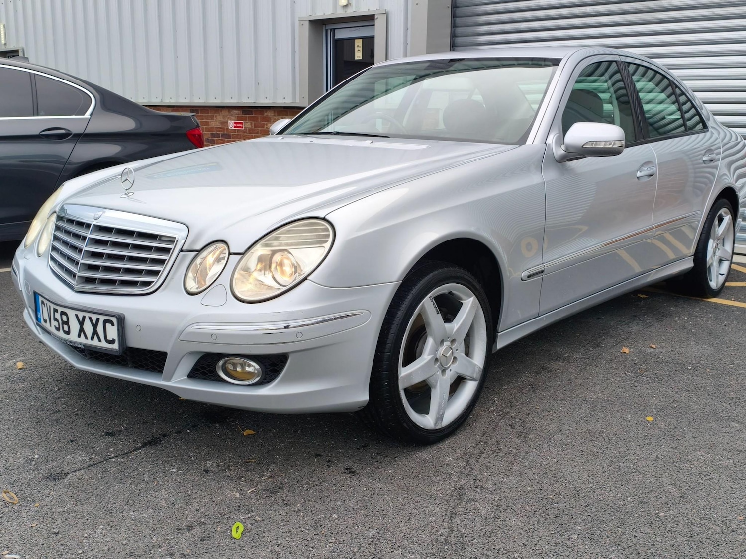 Used Mercedes-Benz E-Class 2008 for sale - 76146847: Photo 5