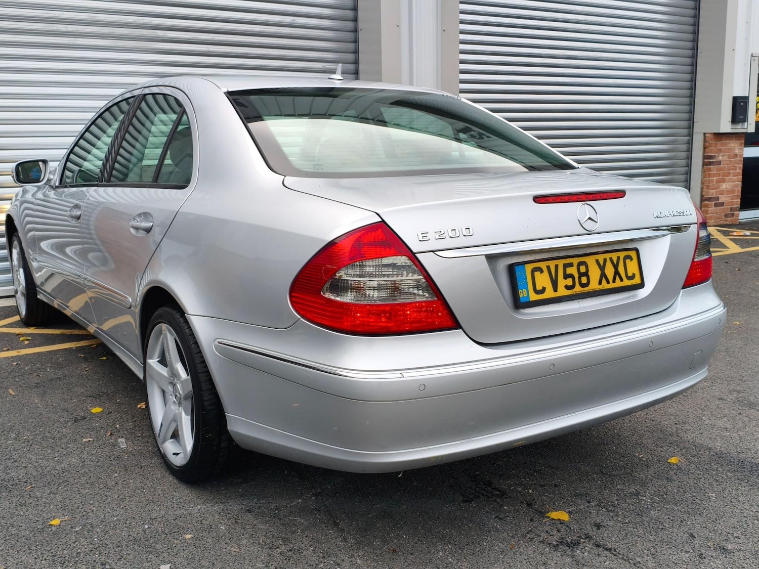 Used Mercedes-Benz E-Class 2008 for sale - 76146847: Photo 8