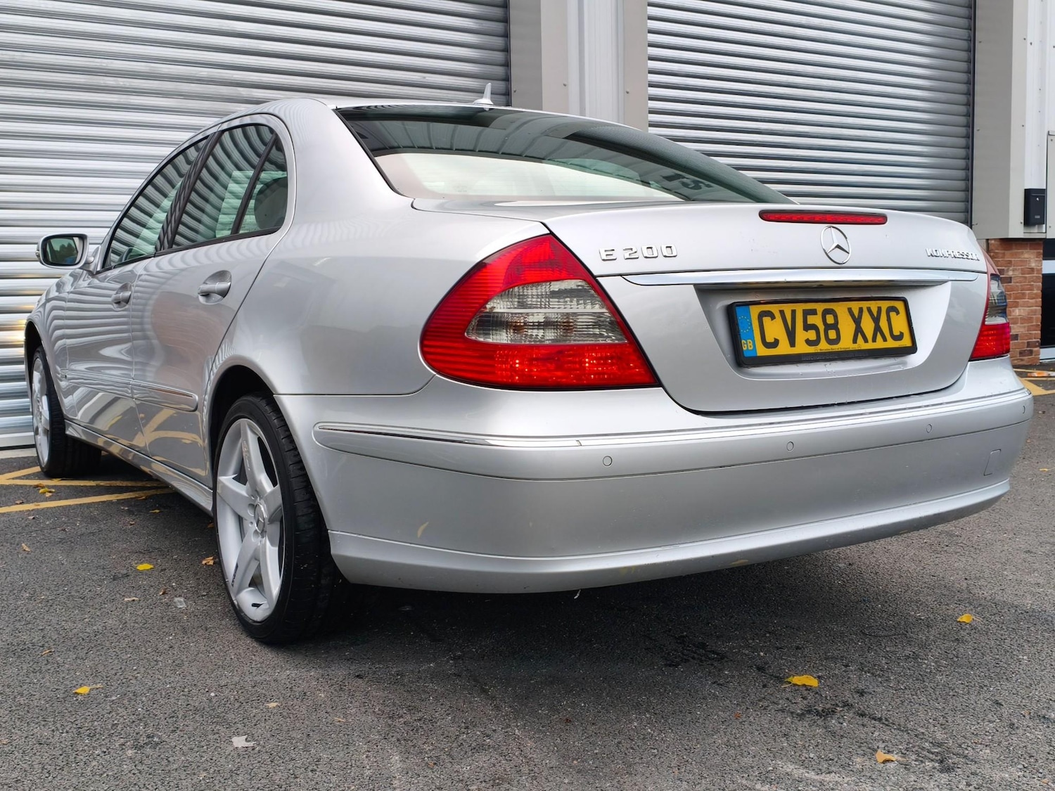 Used Mercedes-Benz E-Class 2008 for sale - 76146847: Photo 9