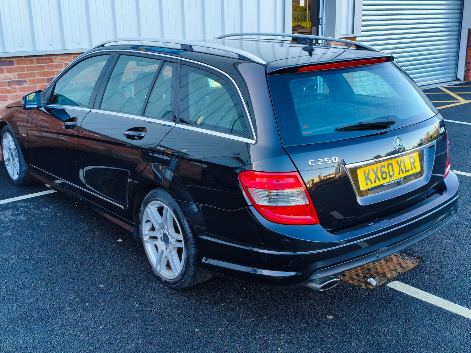 Used Mercedes-Benz C Class 2010 for sale - 77315781: Photo 12