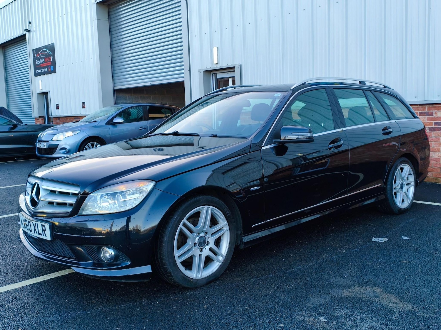 Used Mercedes-Benz C Class 2010 for sale - 77315781: Photo 5