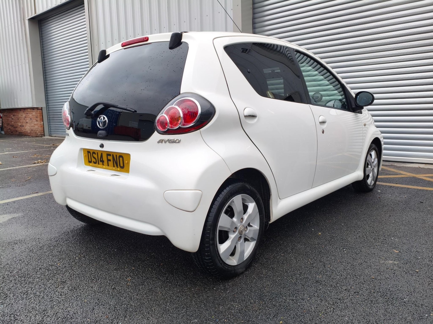 Used Toyota AYGO 2014 for sale - 76240296: Photo 13