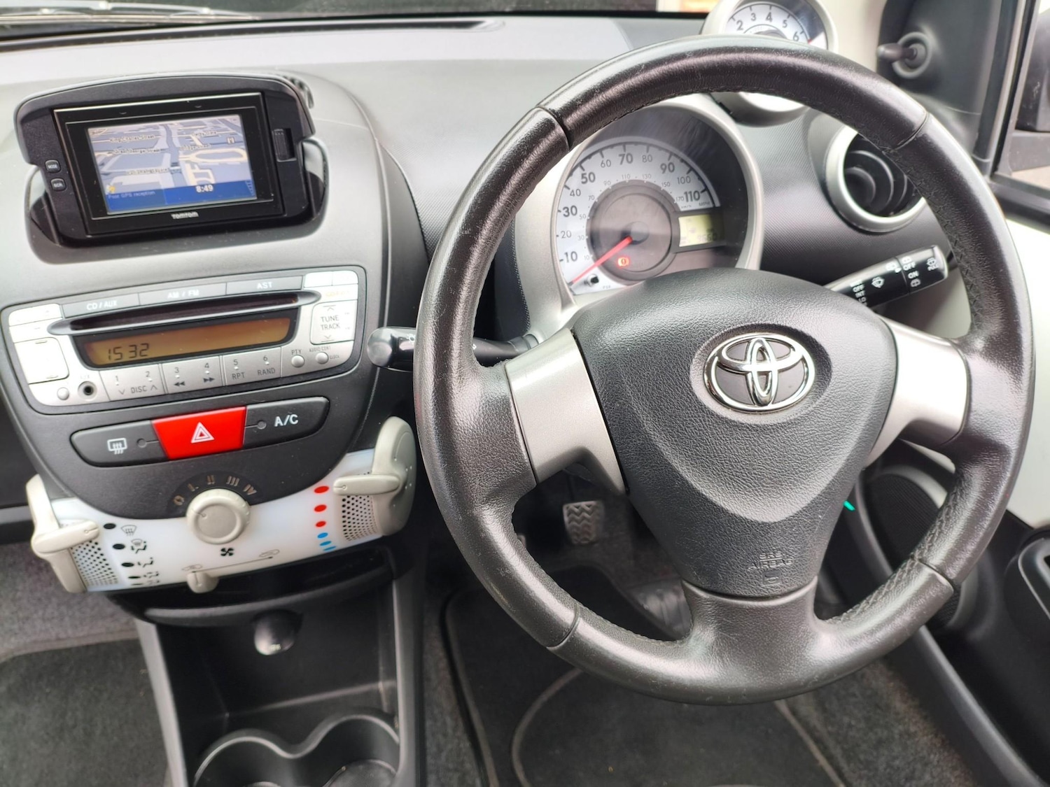 Used Toyota AYGO 2014 for sale - 76240296: Photo 15