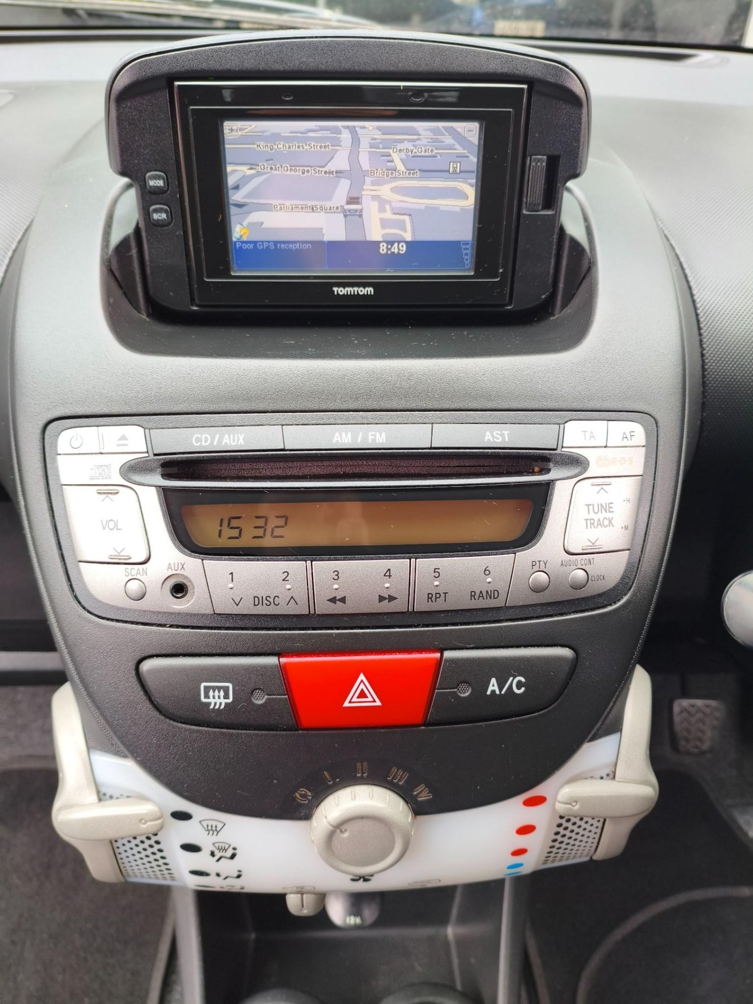 Used Toyota AYGO 2014 for sale - 76240296: Photo 16