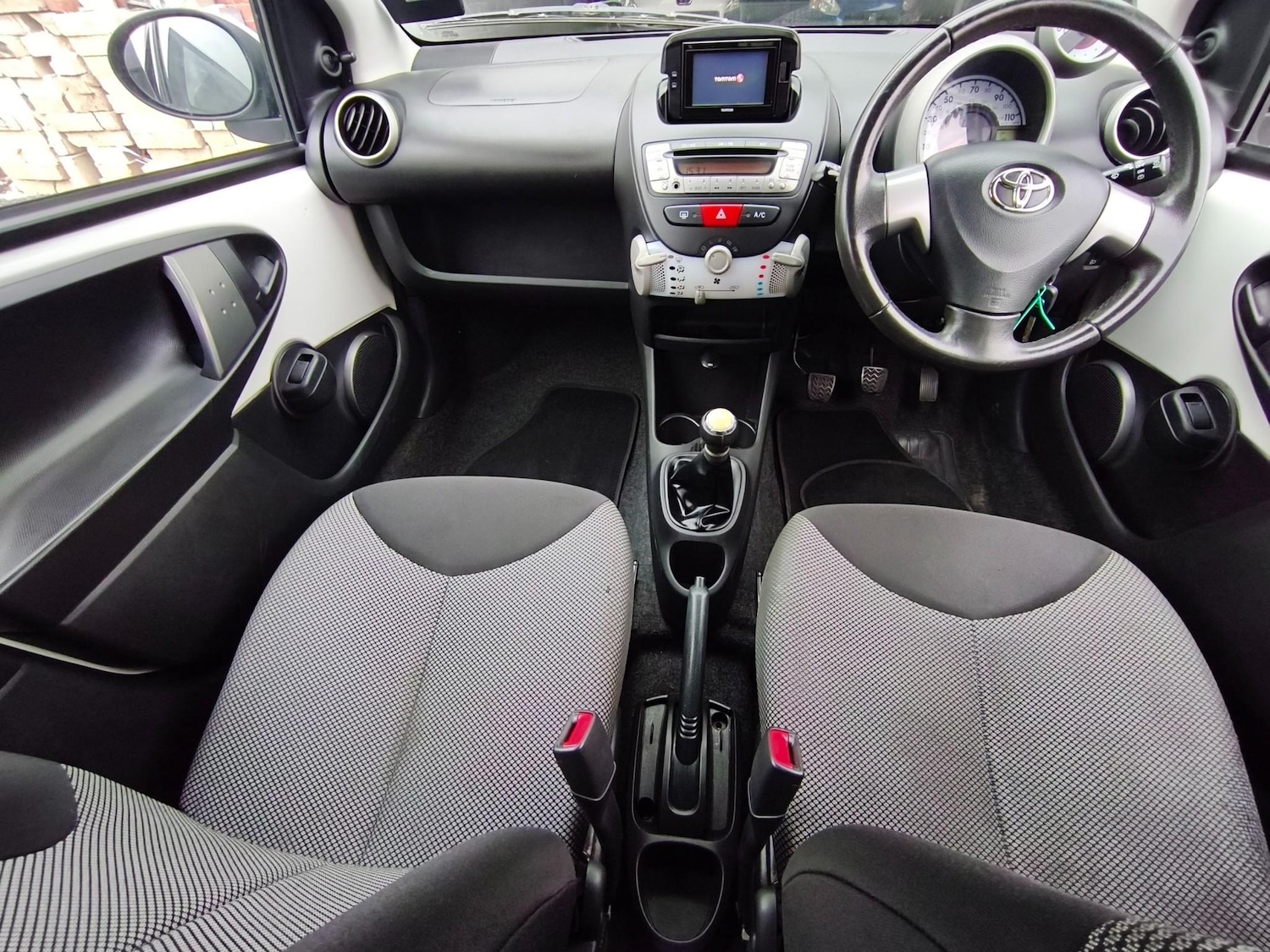 Used Toyota AYGO 2014 for sale - 76240296: Photo 18