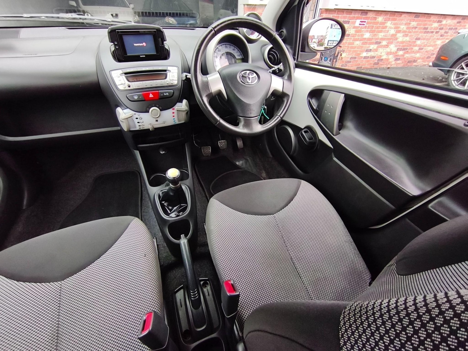Used Toyota AYGO 2014 for sale - 76240296: Photo 22