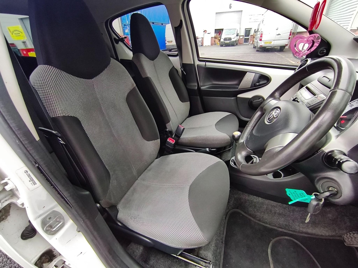 Used Toyota AYGO 2014 for sale - 76240296: Photo 26