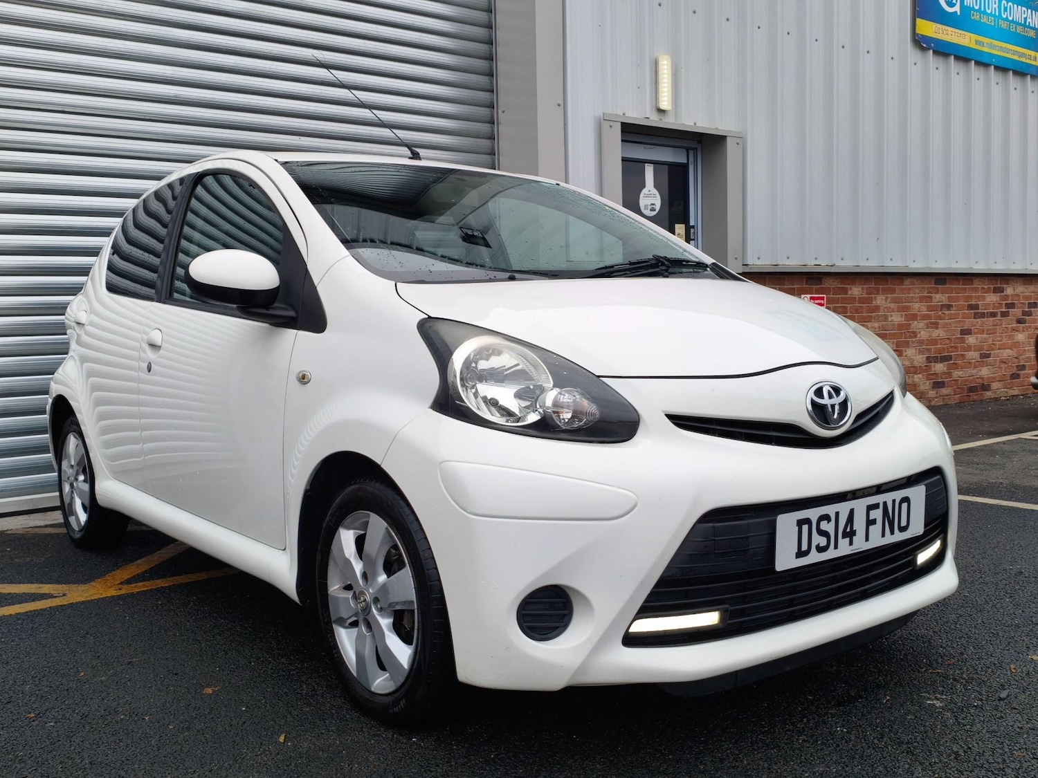Used Toyota AYGO 2014 for sale - 76240296: Photo 3