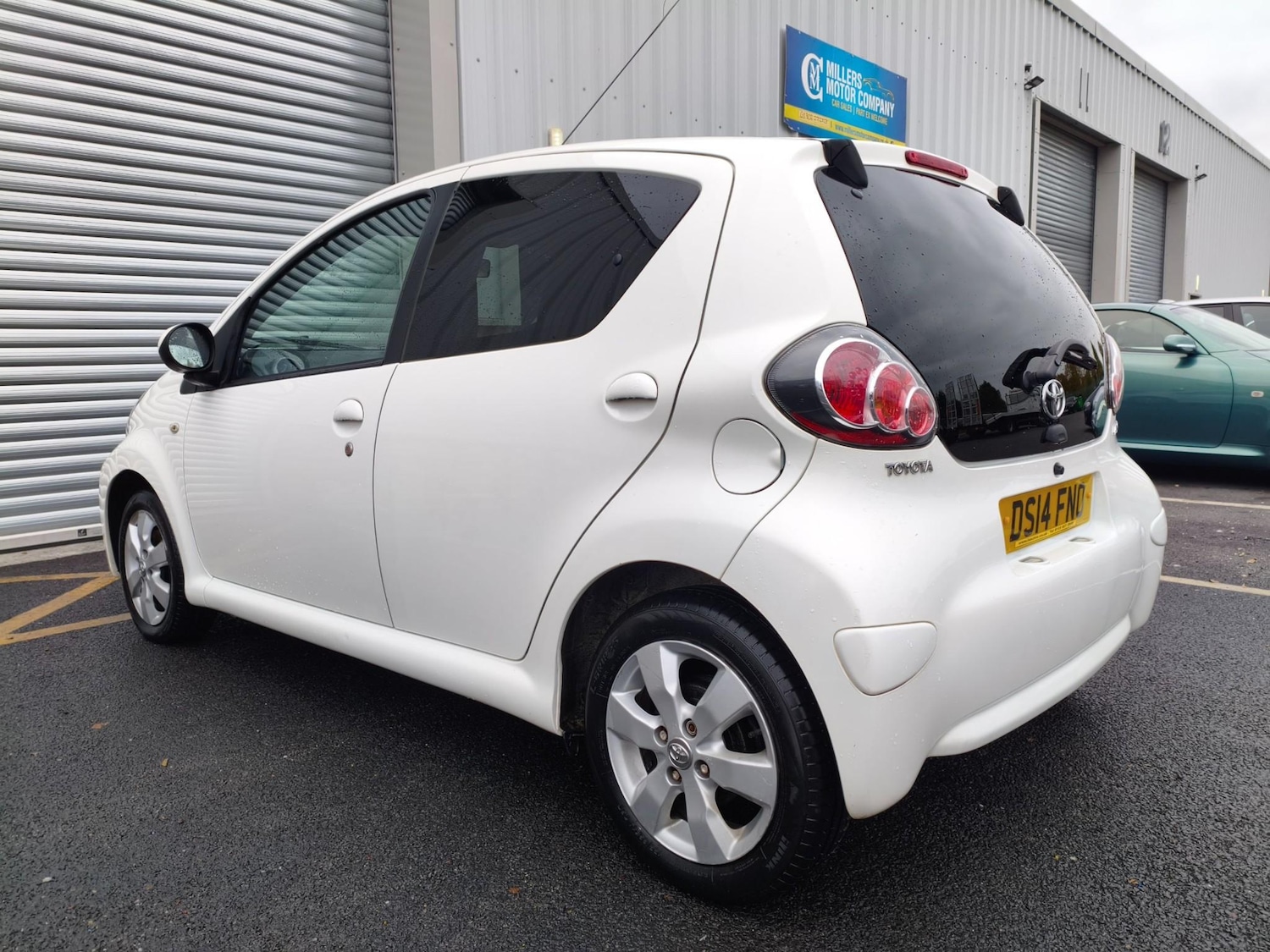 Used Toyota AYGO 2014 for sale - 76240296: Photo 8