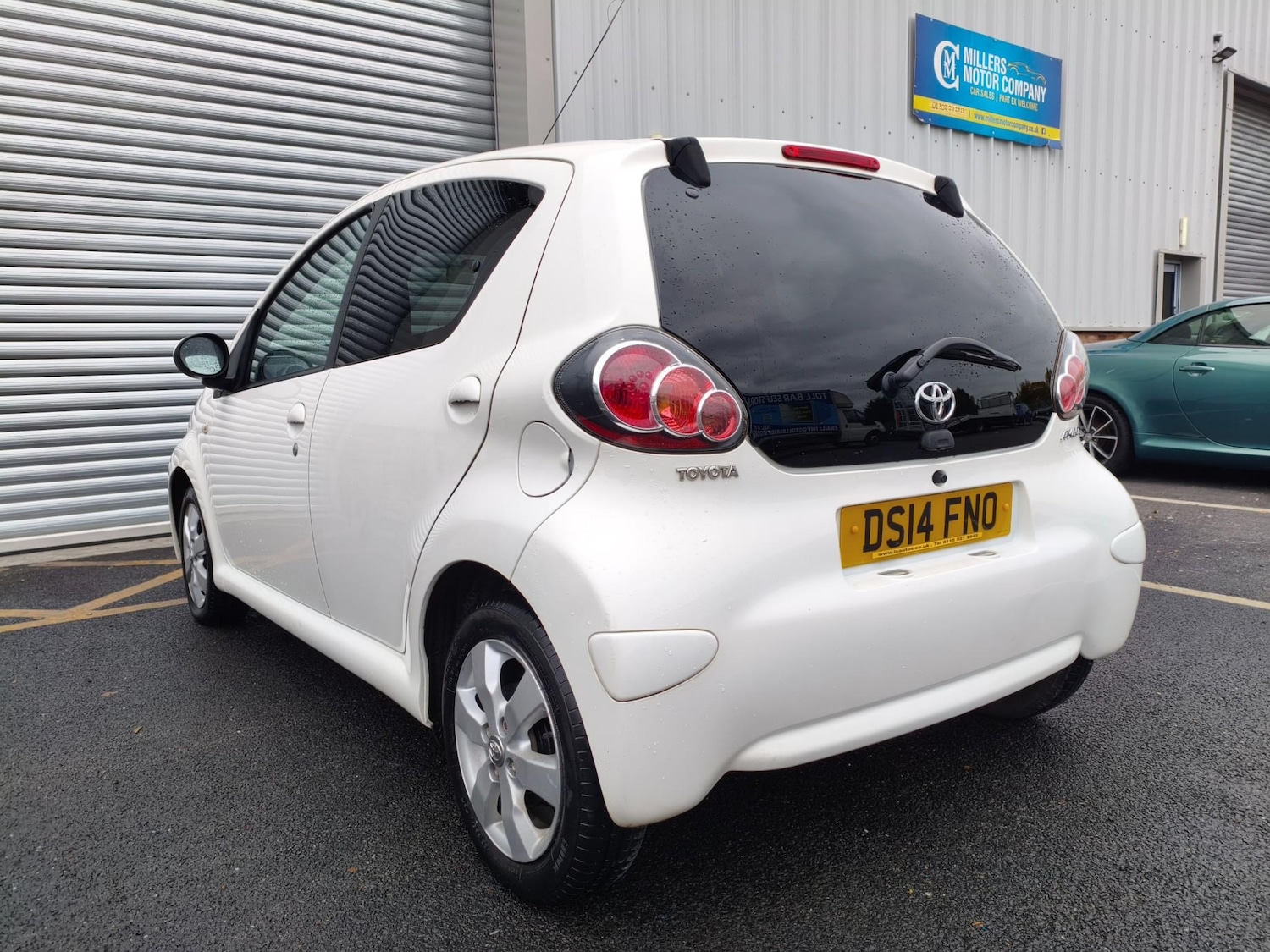 Used Toyota AYGO 2014 for sale - 76240296: Photo 9