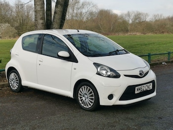 2013 - 1.0 VVT-i Ice 5dr