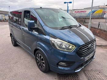 Used Ford Tourneo Custom 2018 for sale - 79655767: Photo