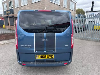 Used Ford Tourneo Custom 2018 for sale - 79655767: Photo