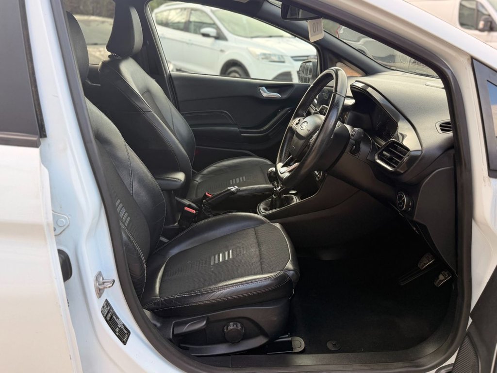 Used Ford Fiesta 2018 for sale - 78117636: Photo 11