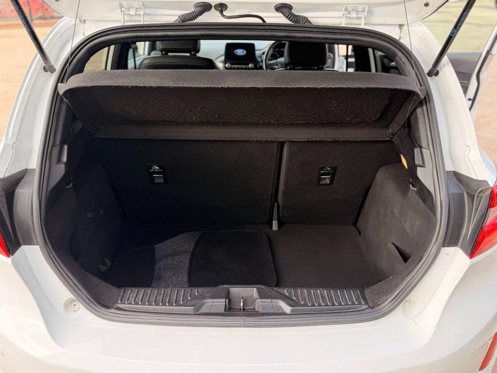 Used Ford Fiesta 2018 for sale - 78117636: Photo 13