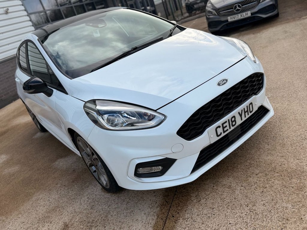 Used Ford Fiesta 2018 for sale - 78117636: Photo 2
