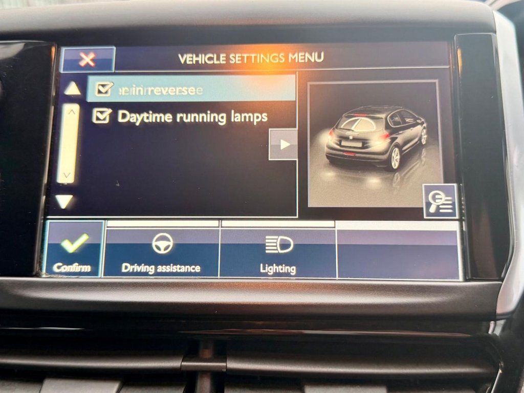 Used Peugeot 208 2016 for sale - 77236570: Photo 17