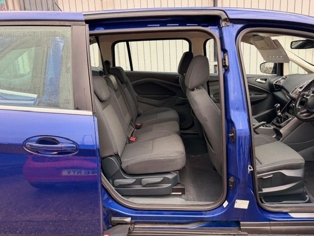 Used Ford Grand C-Max 2014 for sale - 76848127: Photo 14