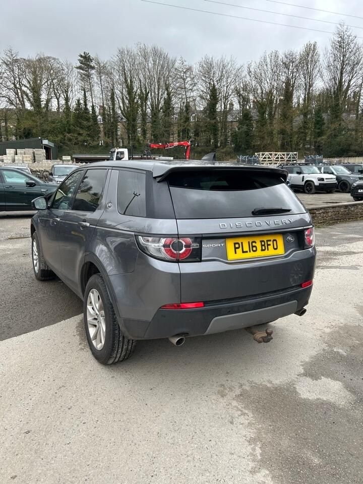 Used Land Rover Discovery Sport 2016 for sale - 78154068: Photo 3