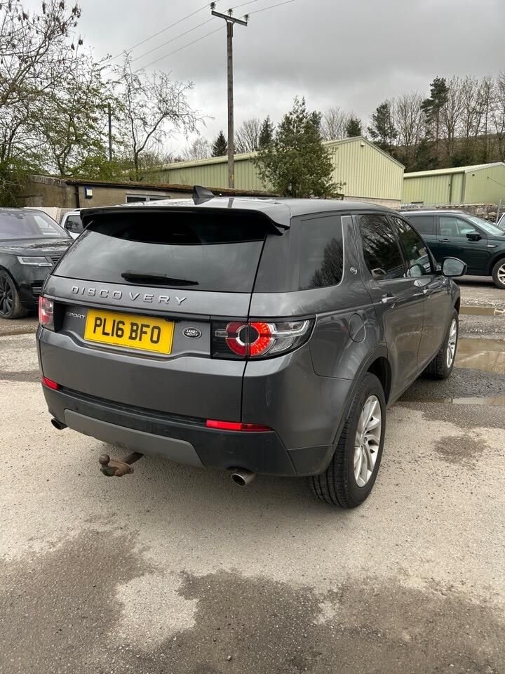 Used Land Rover Discovery Sport 2016 for sale - 78154068: Photo 4