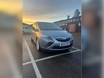 Used Vauxhall Zafira Tourer 2015 for sale - 78372587: Photo